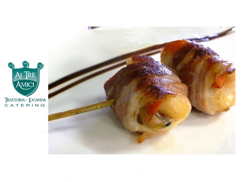 Trattoria Locanda Ai Tre Amici Mortegliano Luaran gambar