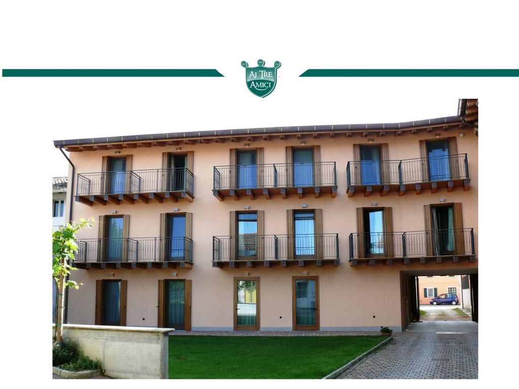 Trattoria Locanda Ai Tre Amici Mortegliano Luaran gambar
