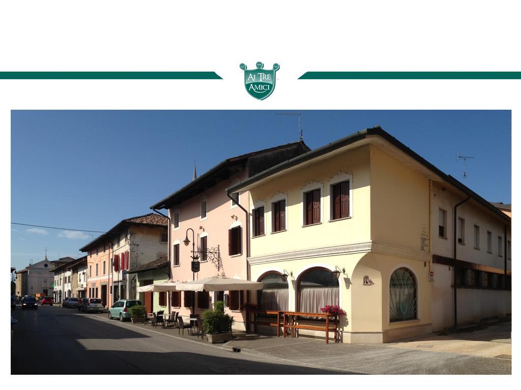 Trattoria Locanda Ai Tre Amici Mortegliano Luaran gambar